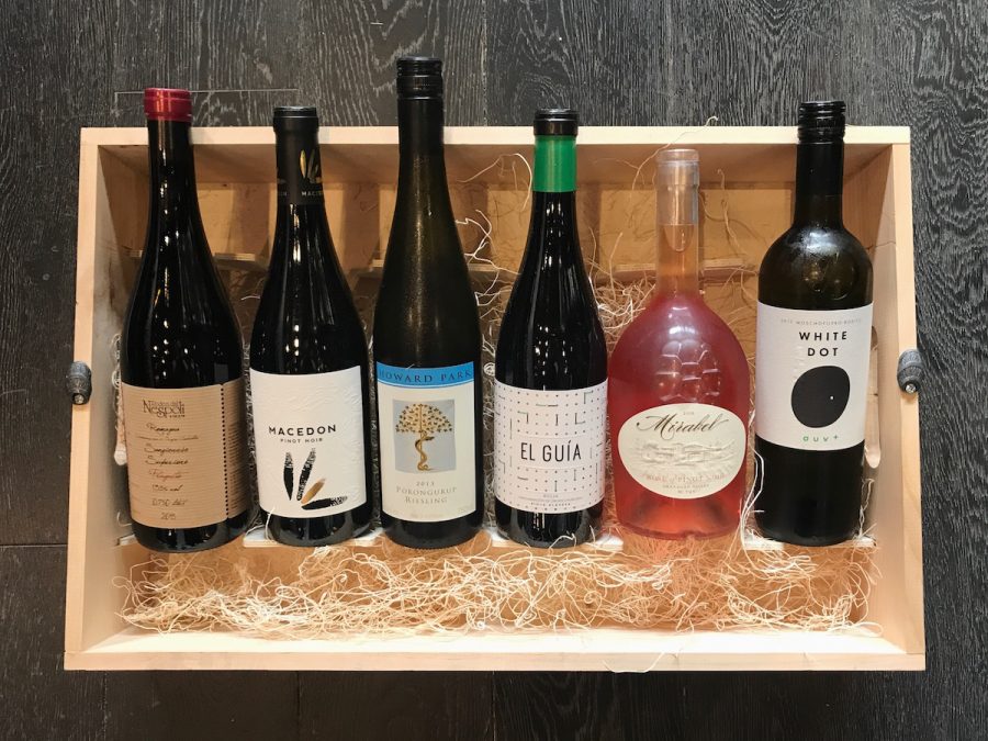Wine Club Membership as Wedding Gifts Idea