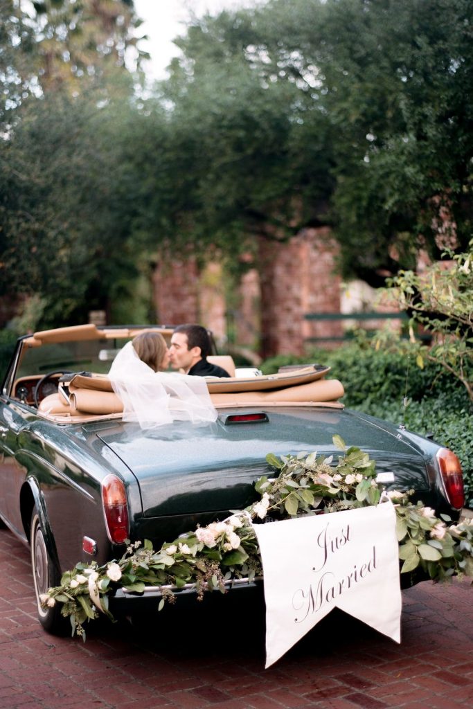 just married wedding car decoration