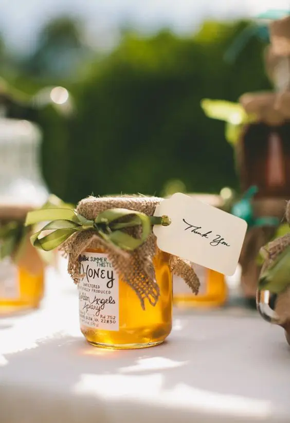 Favors for wedding in process
