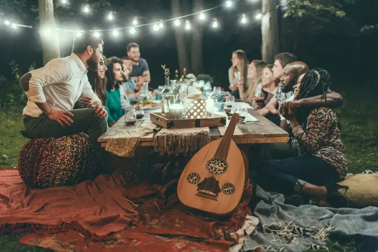 24 Unforgettable Corporate Summer Party Ideas to Boost Team Spirit