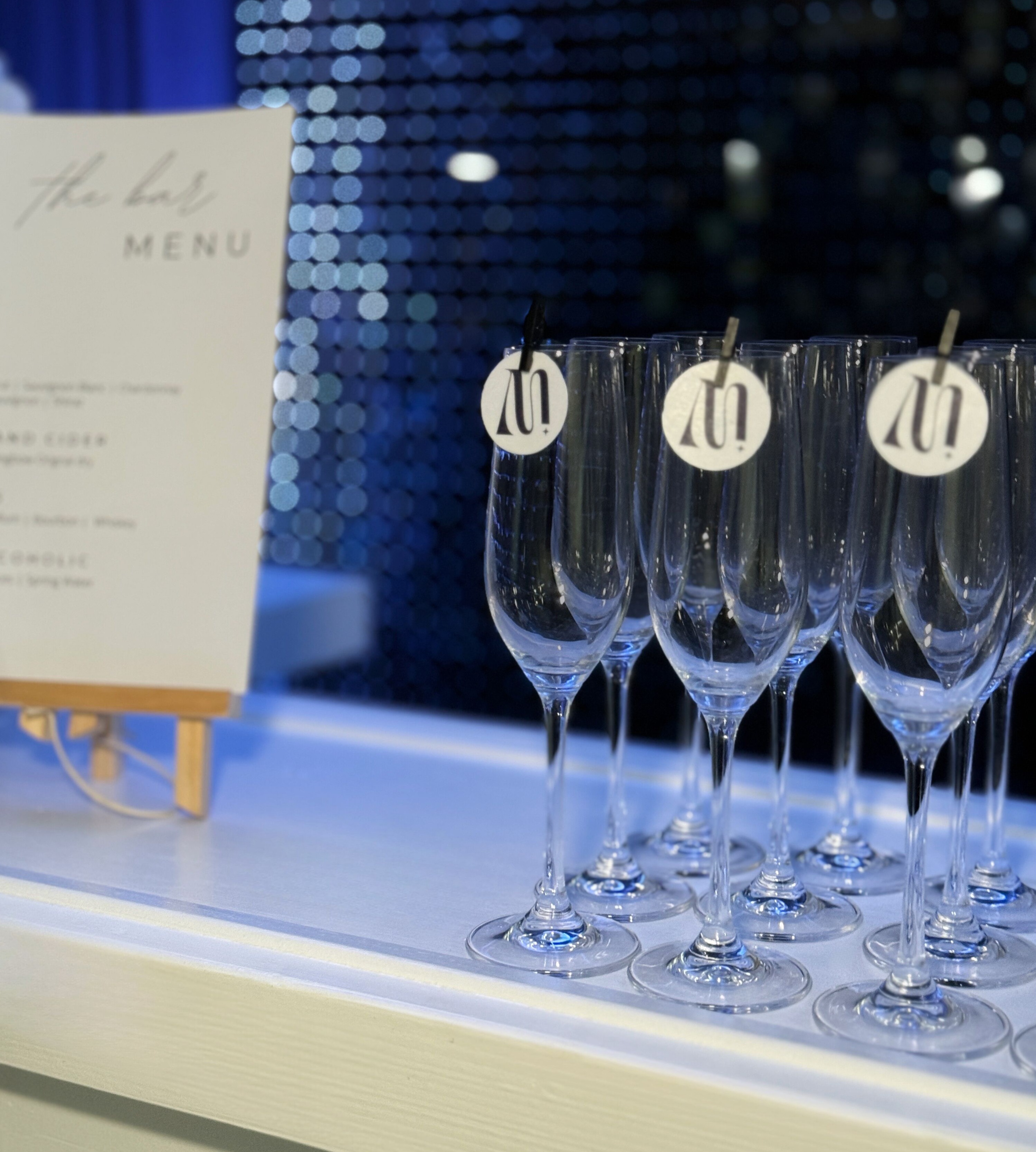 Bottomless Bubbly Bar with Customisable Screen