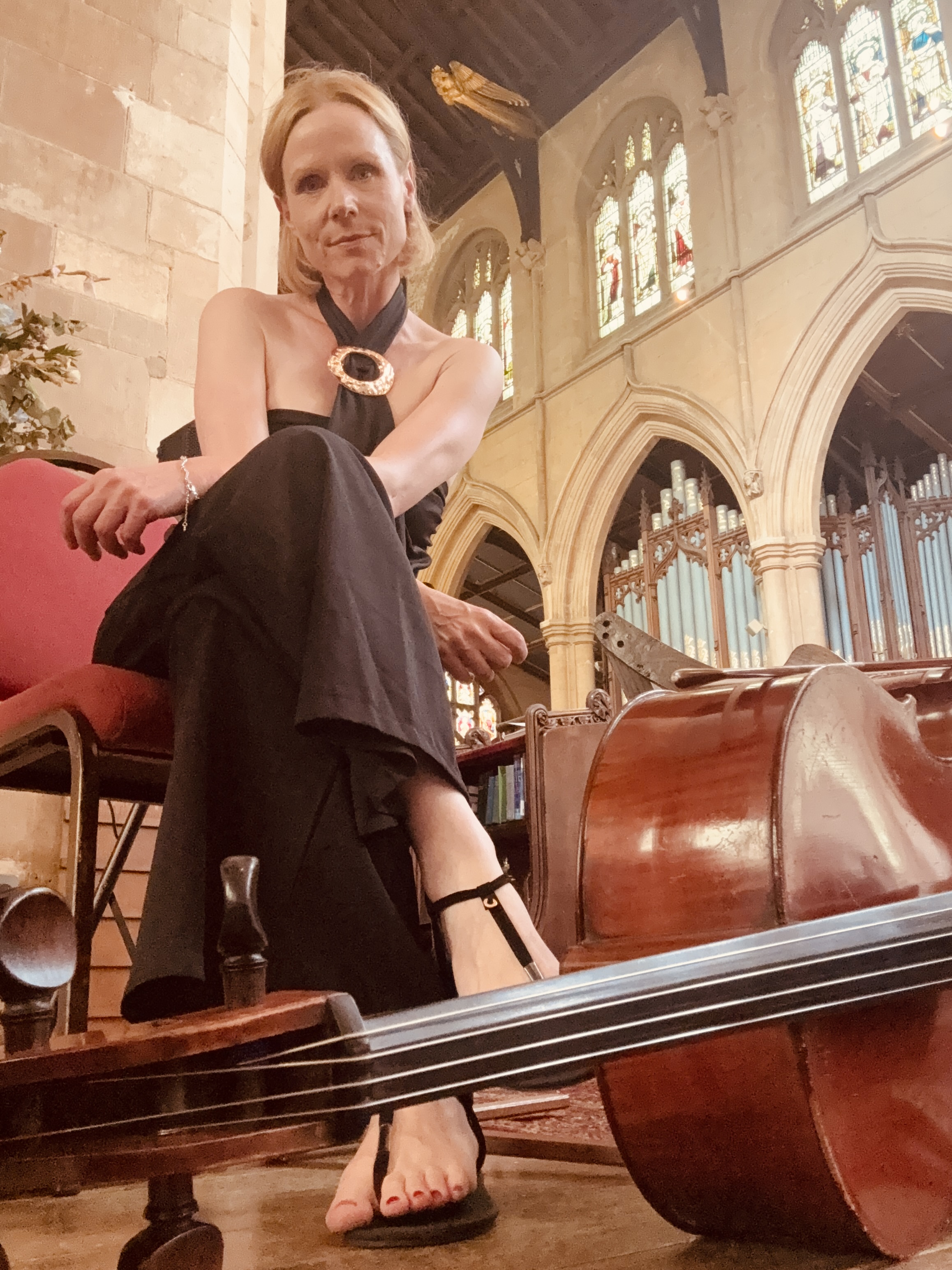 Bethany Morris Music - Professional Solo cellist for Weddings and events