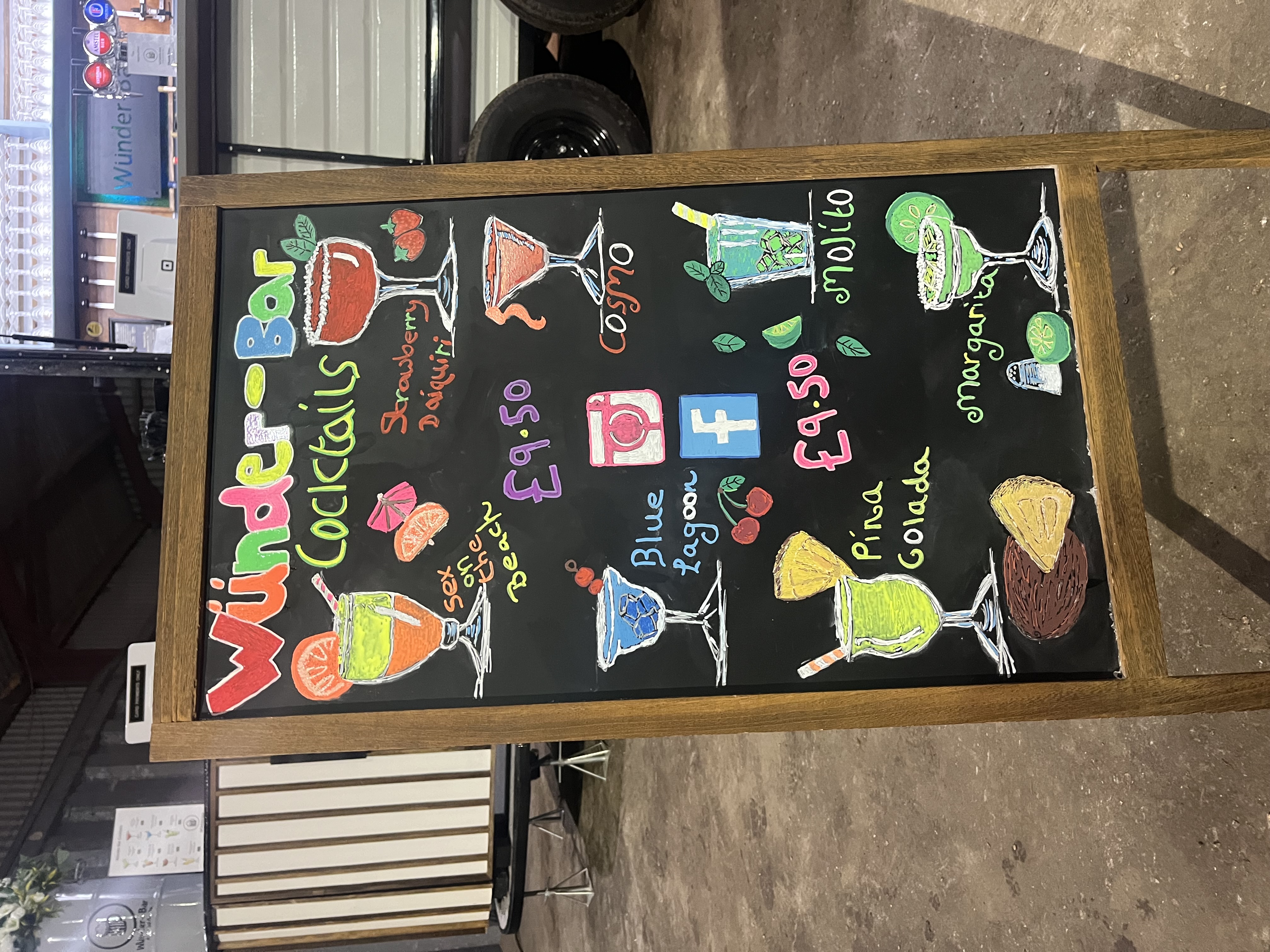 Make Memories of A Lifetime with All-Inclusive Horsebox Bar