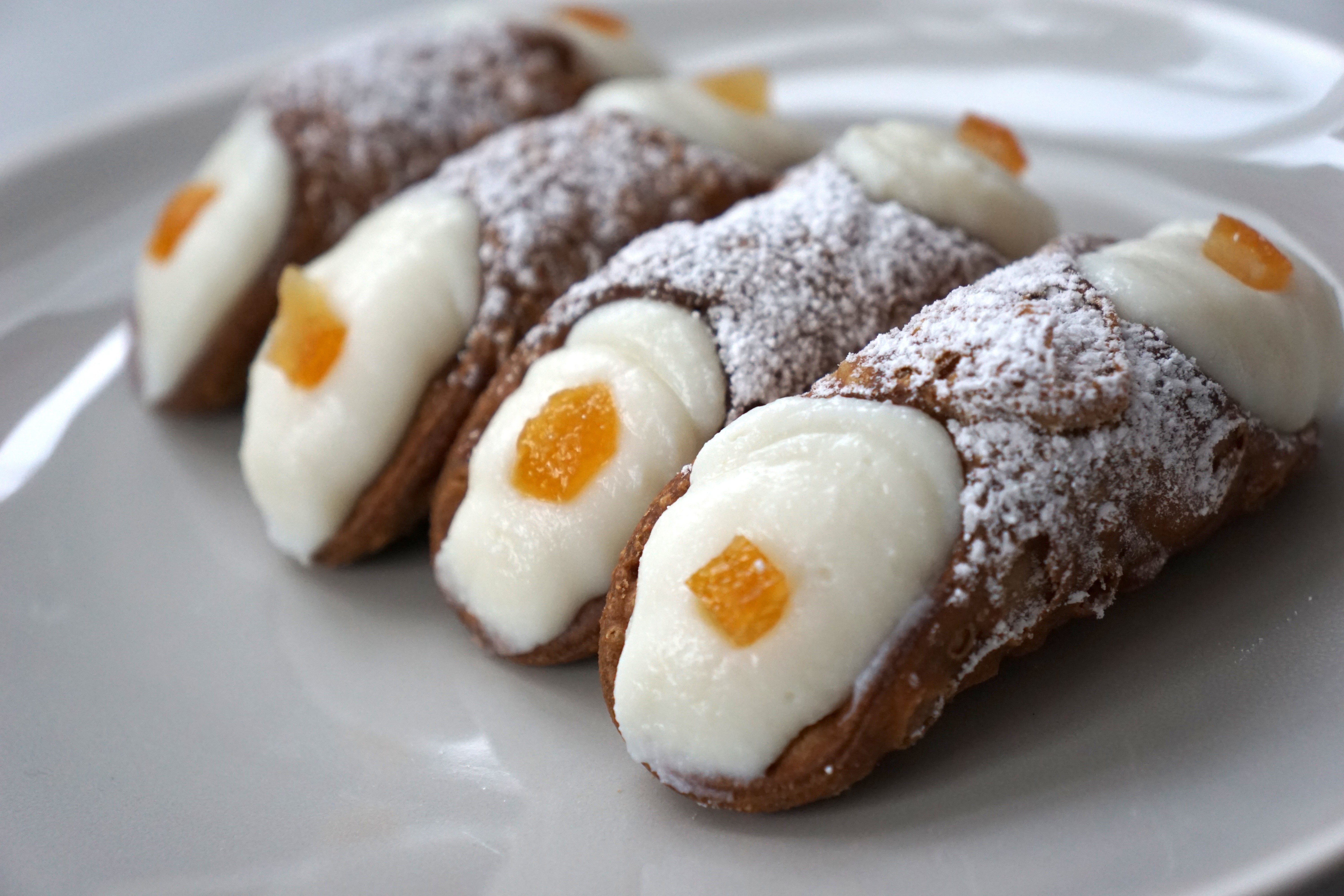 Sicilian Walking Cannoli Bar with Freshly Filled Cannoli
