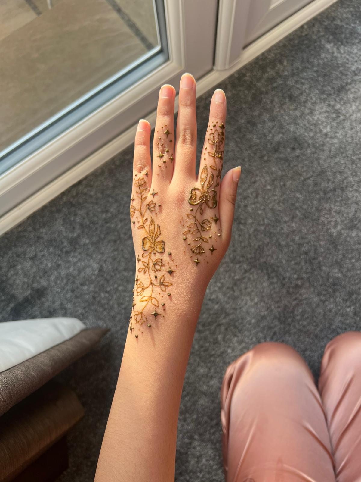 Add a Touch of Magic with Bespoke Henna Artistry