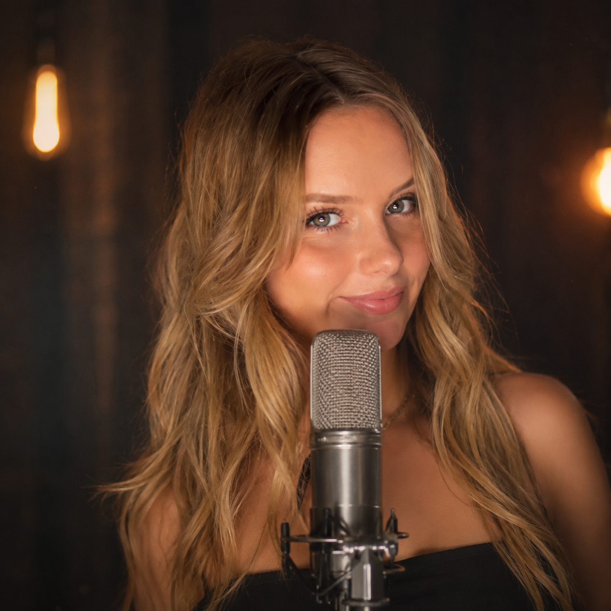 Professional Live Singer for Corporate & Private Events