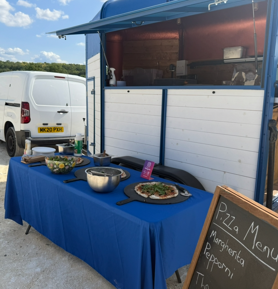 The Ultimate NYC Slice Party – Stone-Baked Pizza Catering