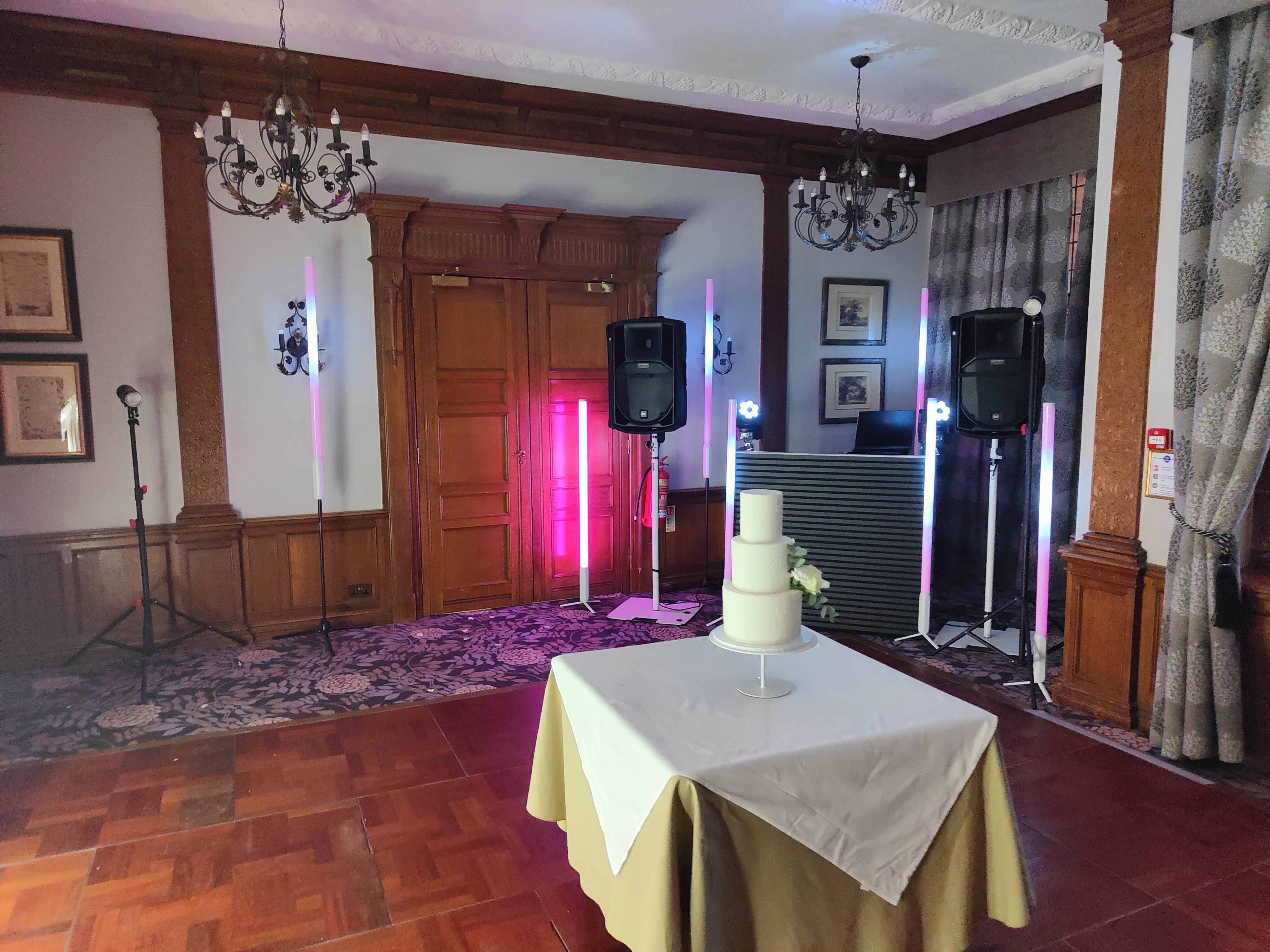 Ultimate DJ Bringing Epic Beats For Unforgettable Celebrations