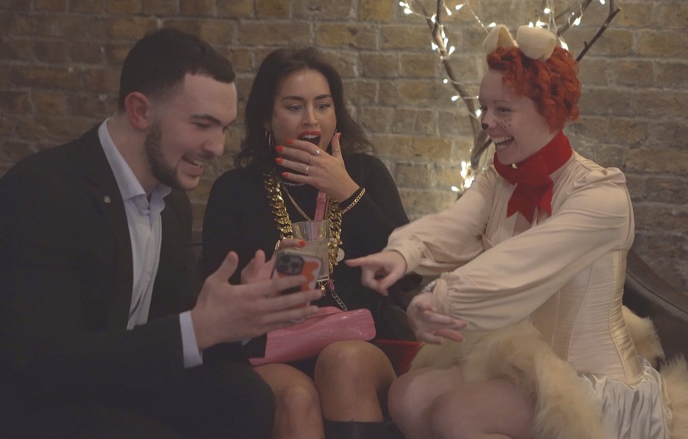 Interactive Close-Up Magic Where Your Guests Become The Magicians