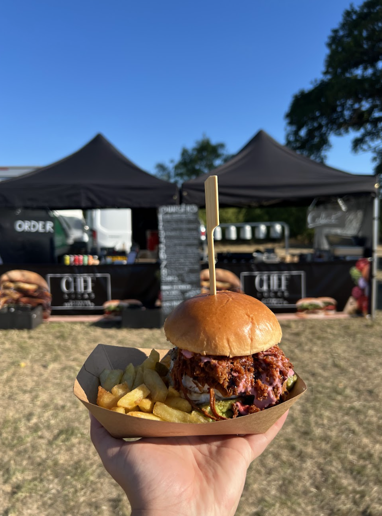 Turn Up the Flavour with Our Gourmet Burger Bar 🍔