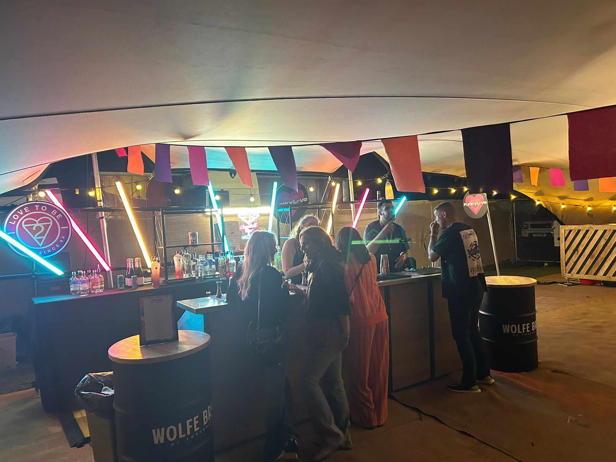 Cocktail, Draft & Spirits Pop-Up Cash Bar Service