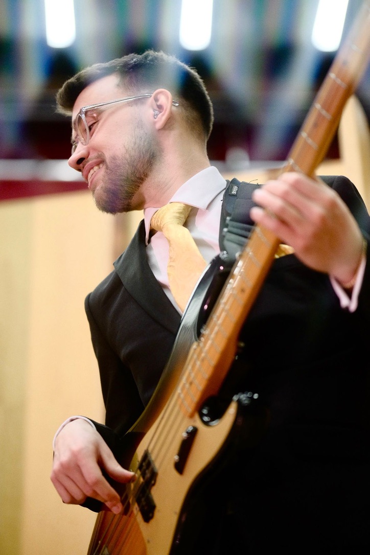 "Pineapple Xpress Music" 4-Piece Band