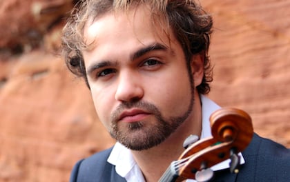 Classically Trained Violinist Oscar Tabor Playing Different Styles