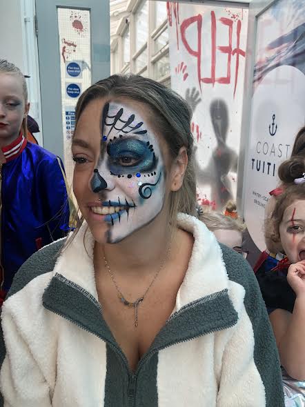 Glittery & Bright Professional Face Painter for Adults or Children