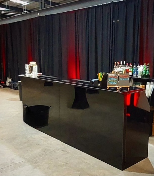 Black Gloss Themed Cash Bar with Professional Bartenders