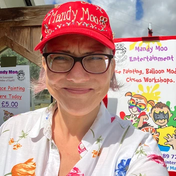Mandy Moo Face Painter