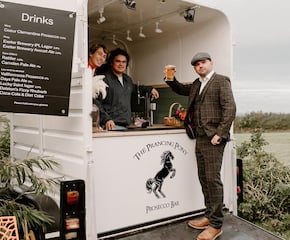 Vintage Horsebox Bar Pouring Prosecco, Pints, Pimms and More!