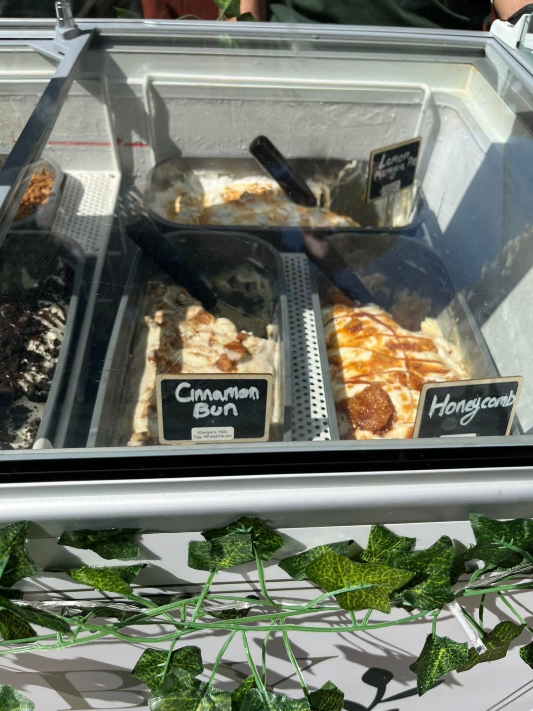 Elegant Artisan Gelato & Sorbet Cart for Weddings, Parties & Events