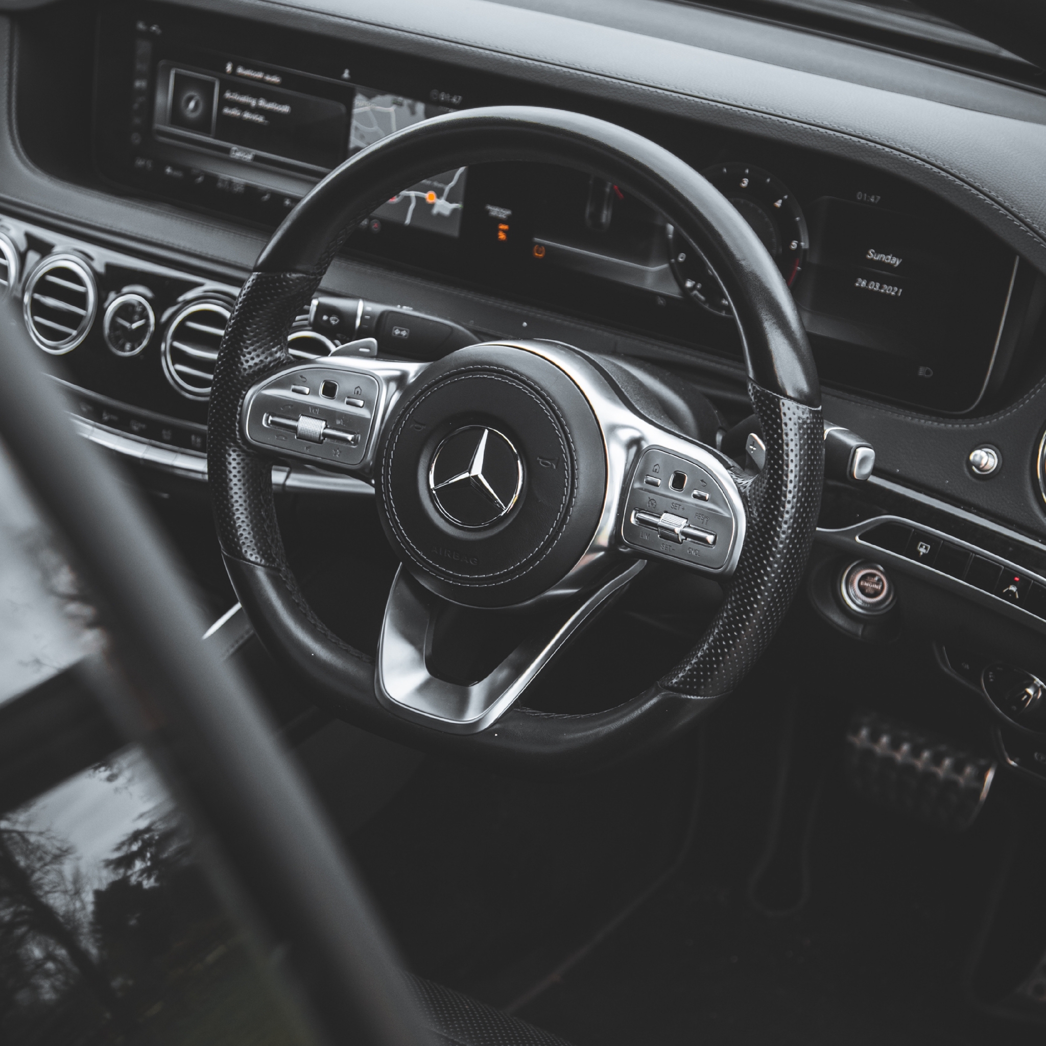 Premium White Mercedes S Class - Starlights | Pan Roof