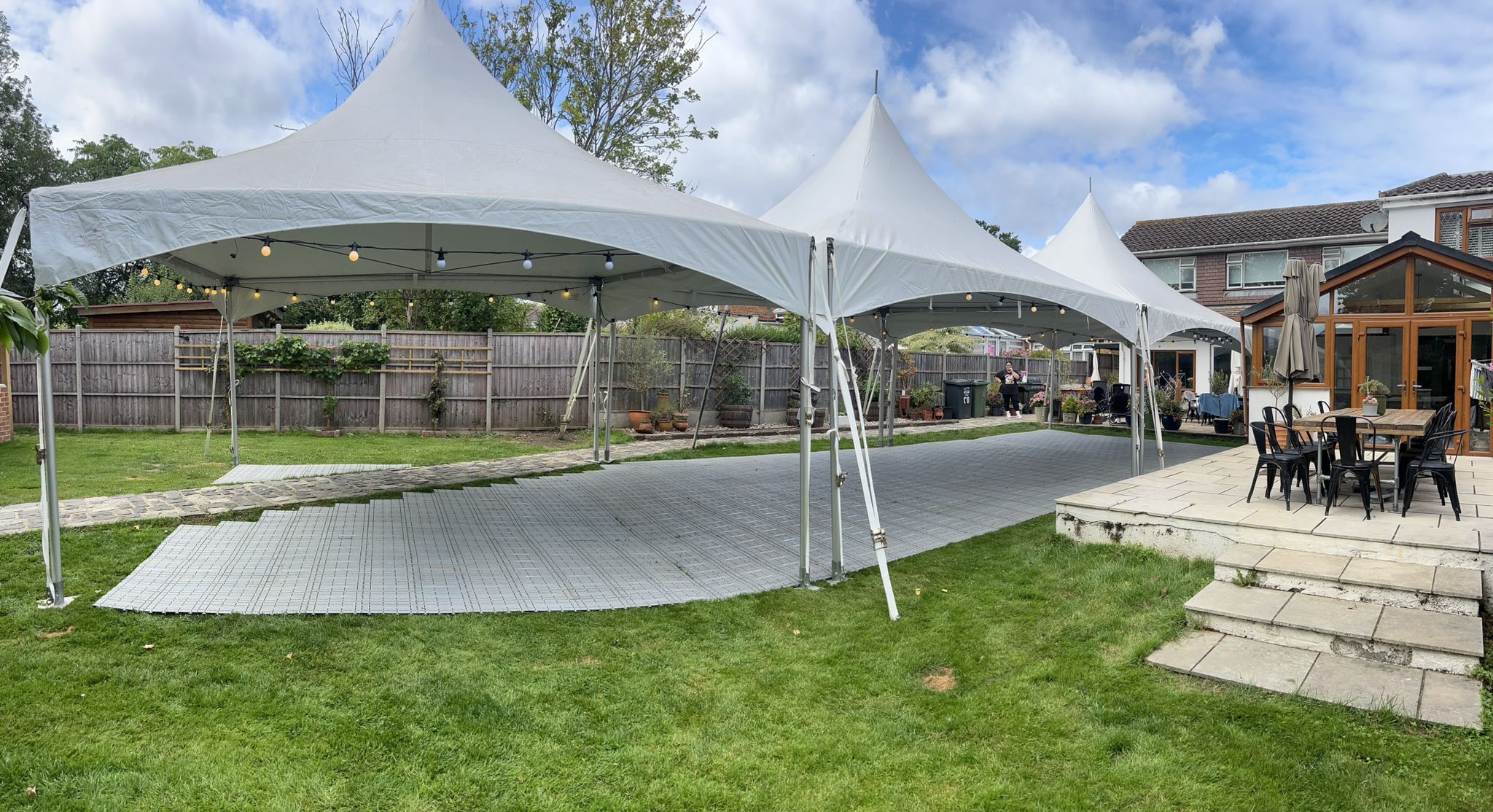 15m x 5m Pagoda Party Tent