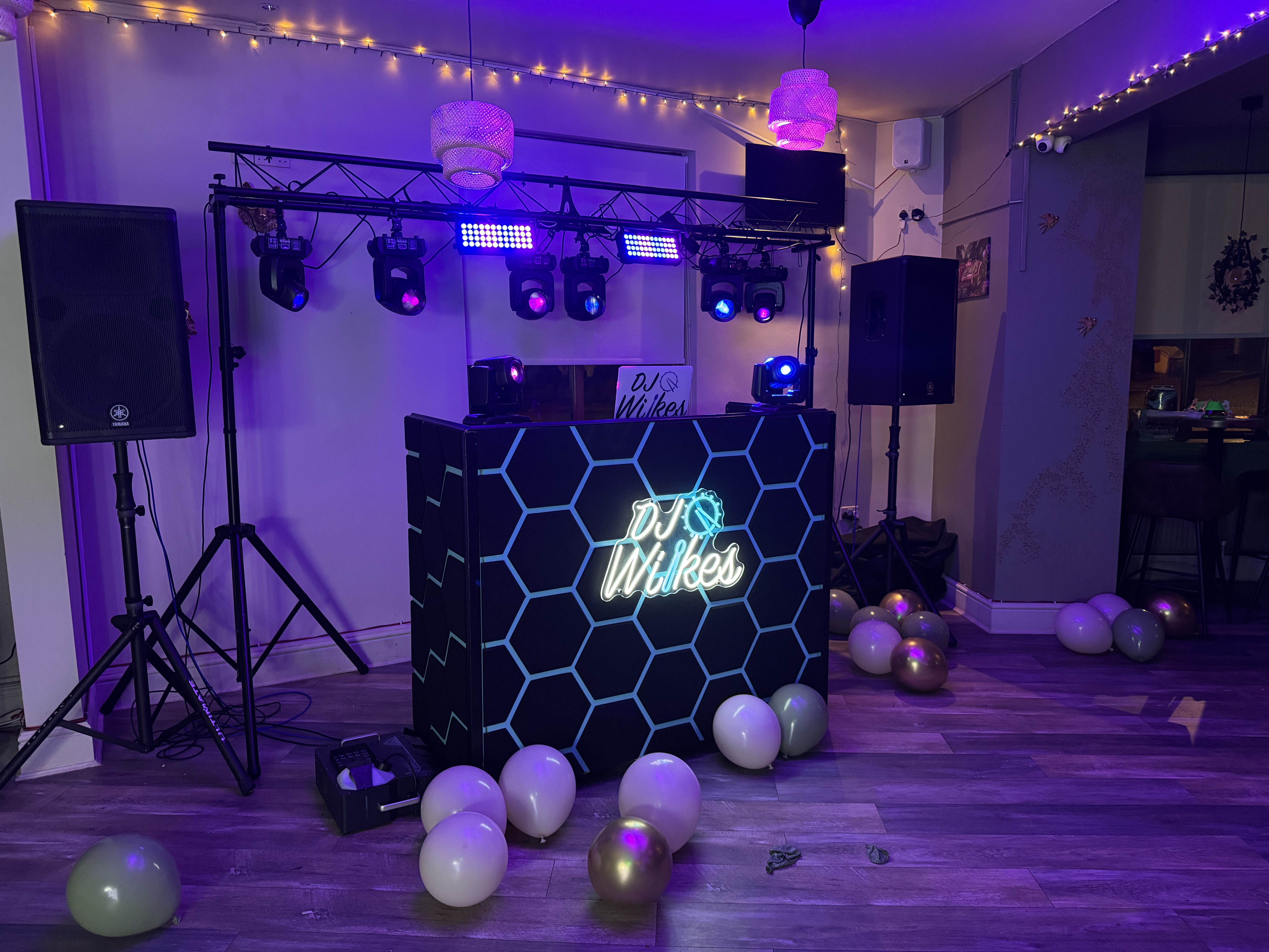 Professional Wedding & Event DJ | High-Energy Dancefloors