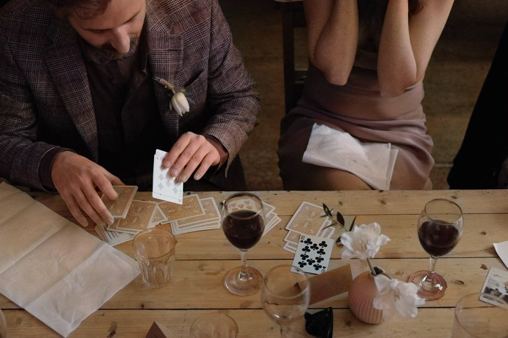 5-Star Close-Up Magician Jordan Waller