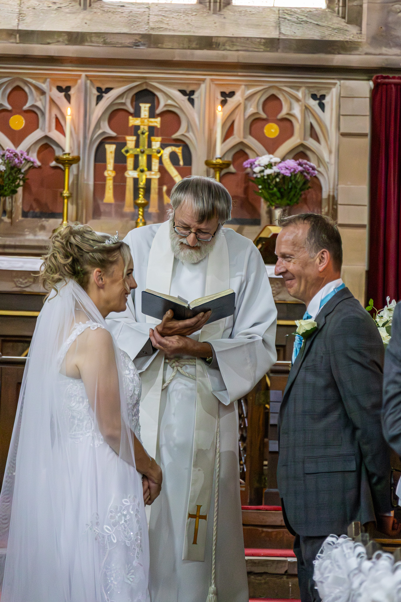 Documenative, Magical & Fun Wedding Photography