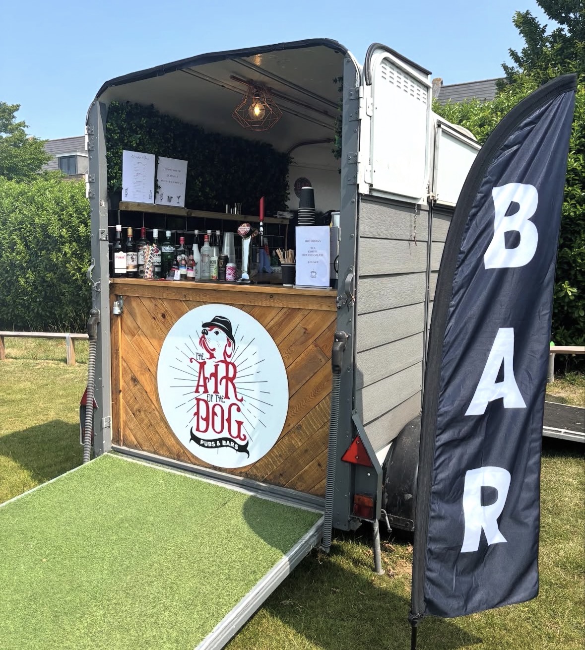 Double Award-Winning Luxury Horsebox Mobile Bar
