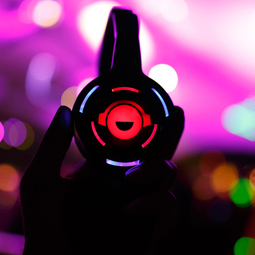 Sing Your Heart Out with Silent Disco Hire