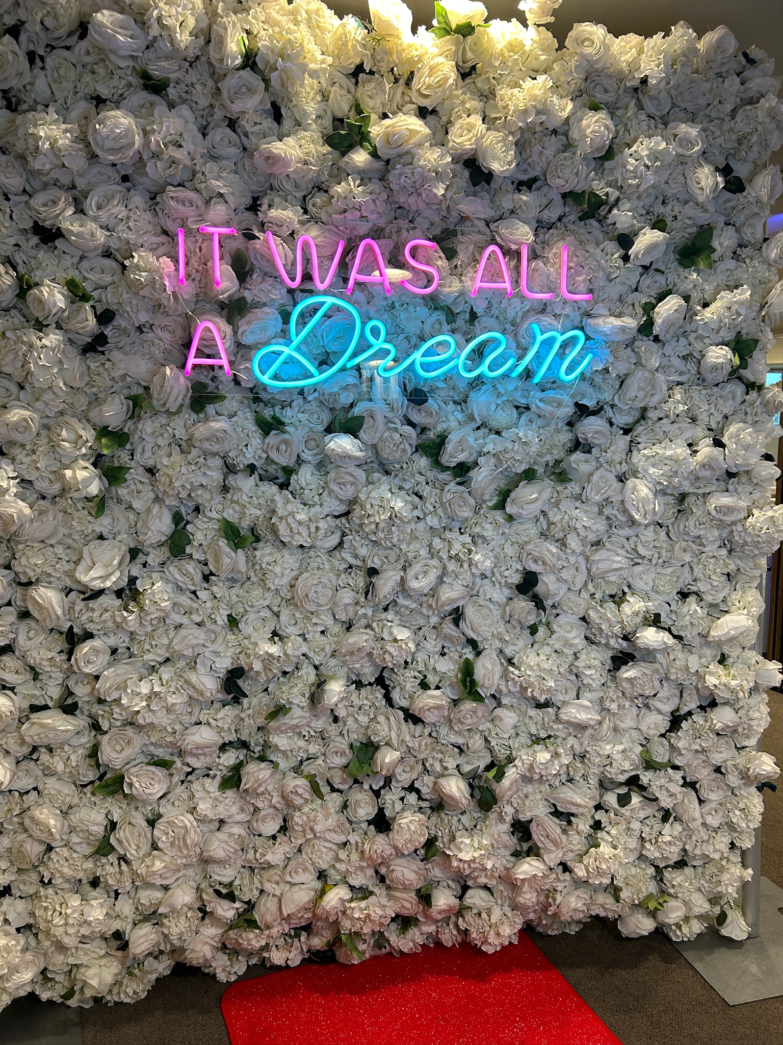 The "Ever After" Pod & Flower Wall Combo
