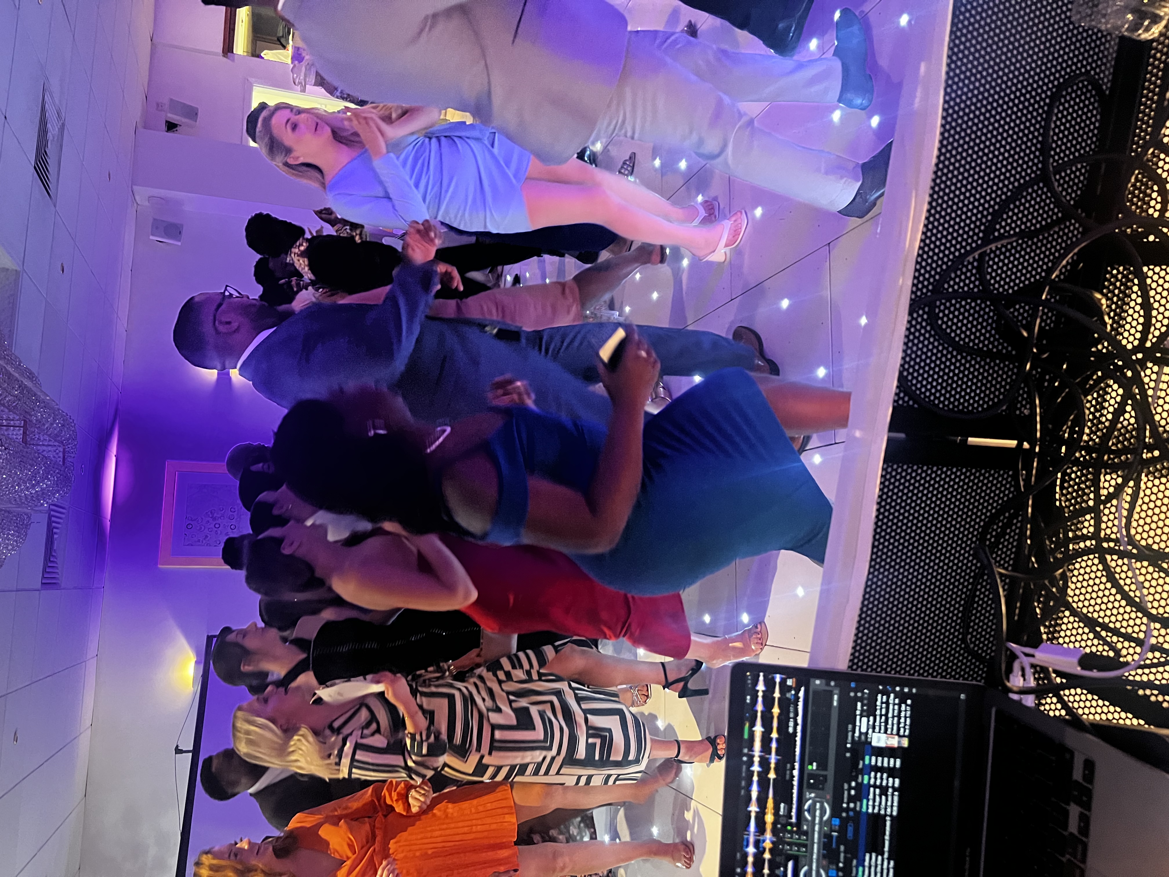 Smash Hits & Epic Nights with DJ Tollz