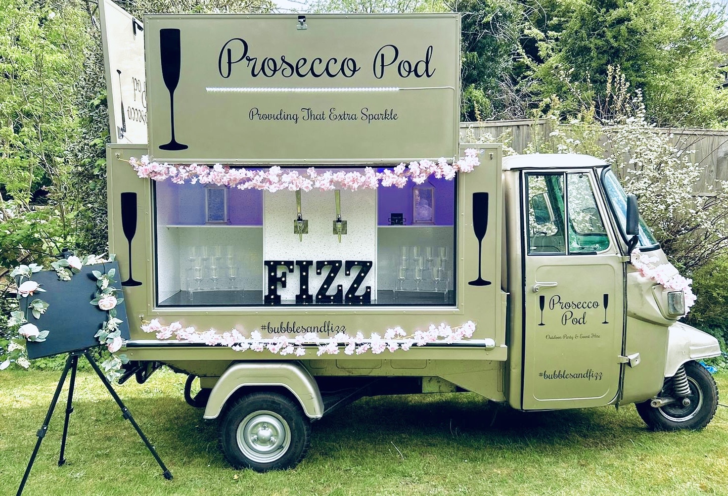 Mobile Piaggo Ape Van Provides Prosecco on Tap