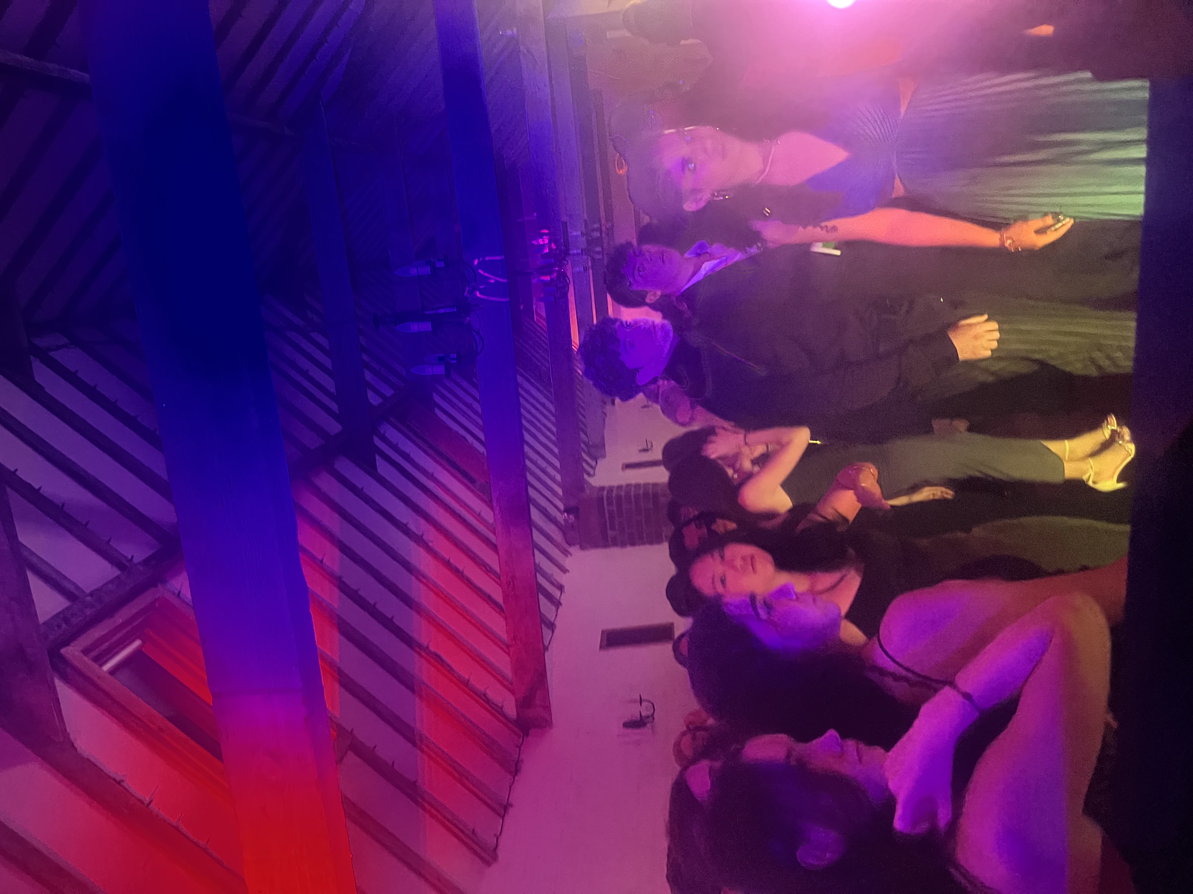 Wedding Parties, Pubs & Clubs – DJ Elizmi Plays Music for Your Event