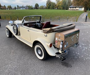 1930s Classic Bentley Beauford with Bubble Machine Hitch