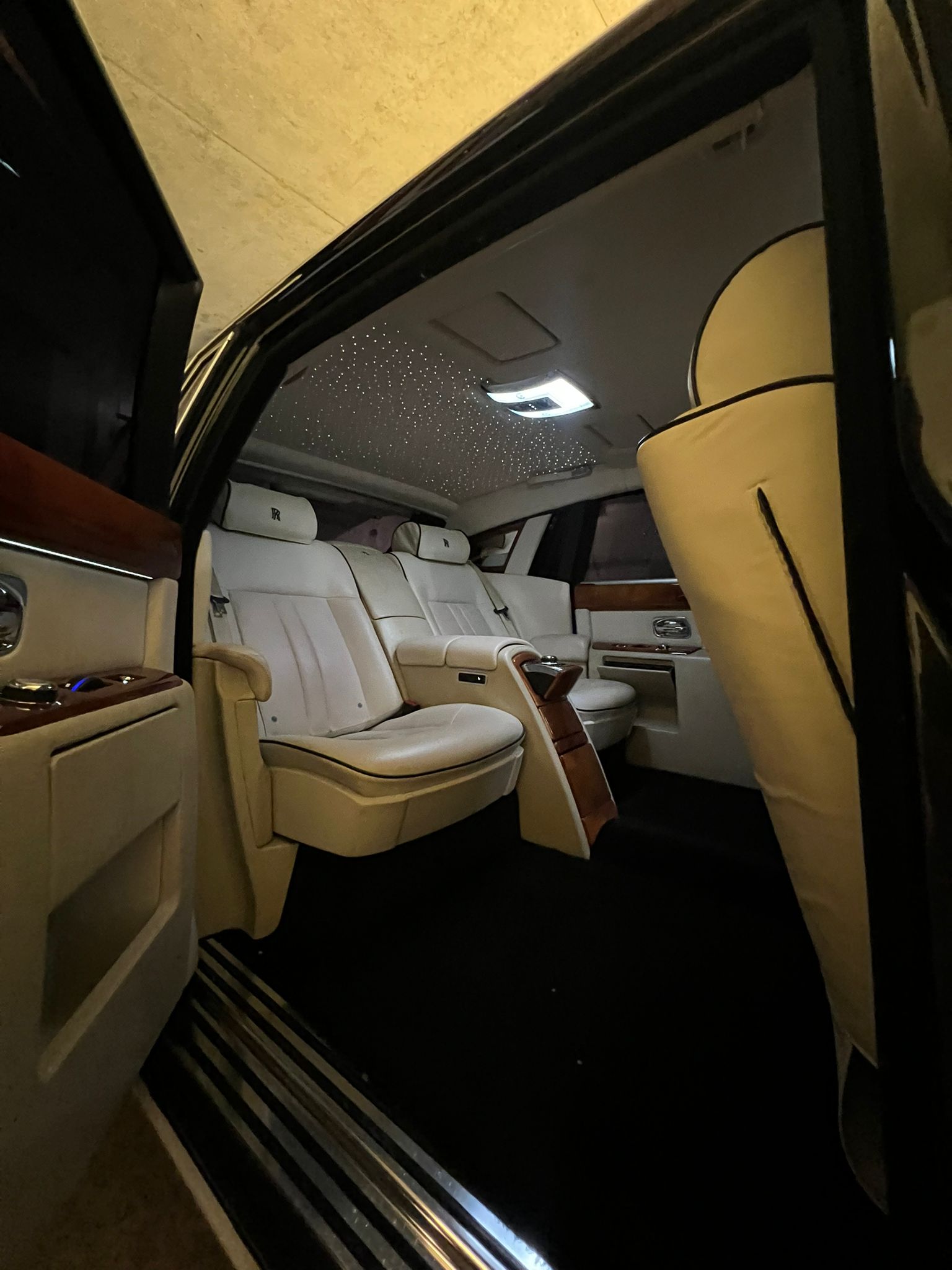 Rolls-Royce Phantom Series 2 EWB | Your Wedding Day Masterpiece
