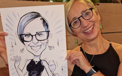 Eye Catching Caricatures Created Live by Mary