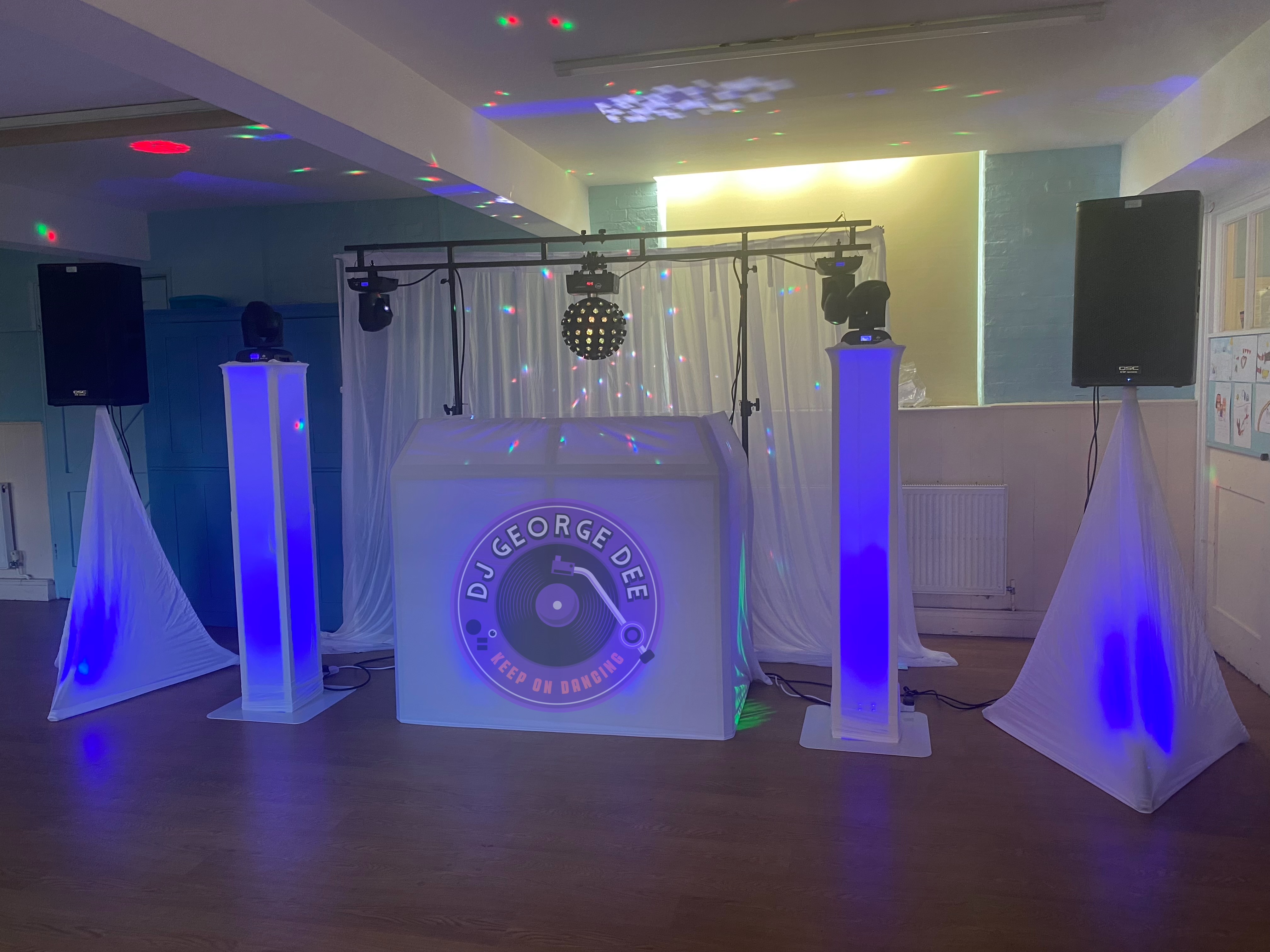 Old-School DJ | 27 Years' Experience & Massive Multi-Genre Library