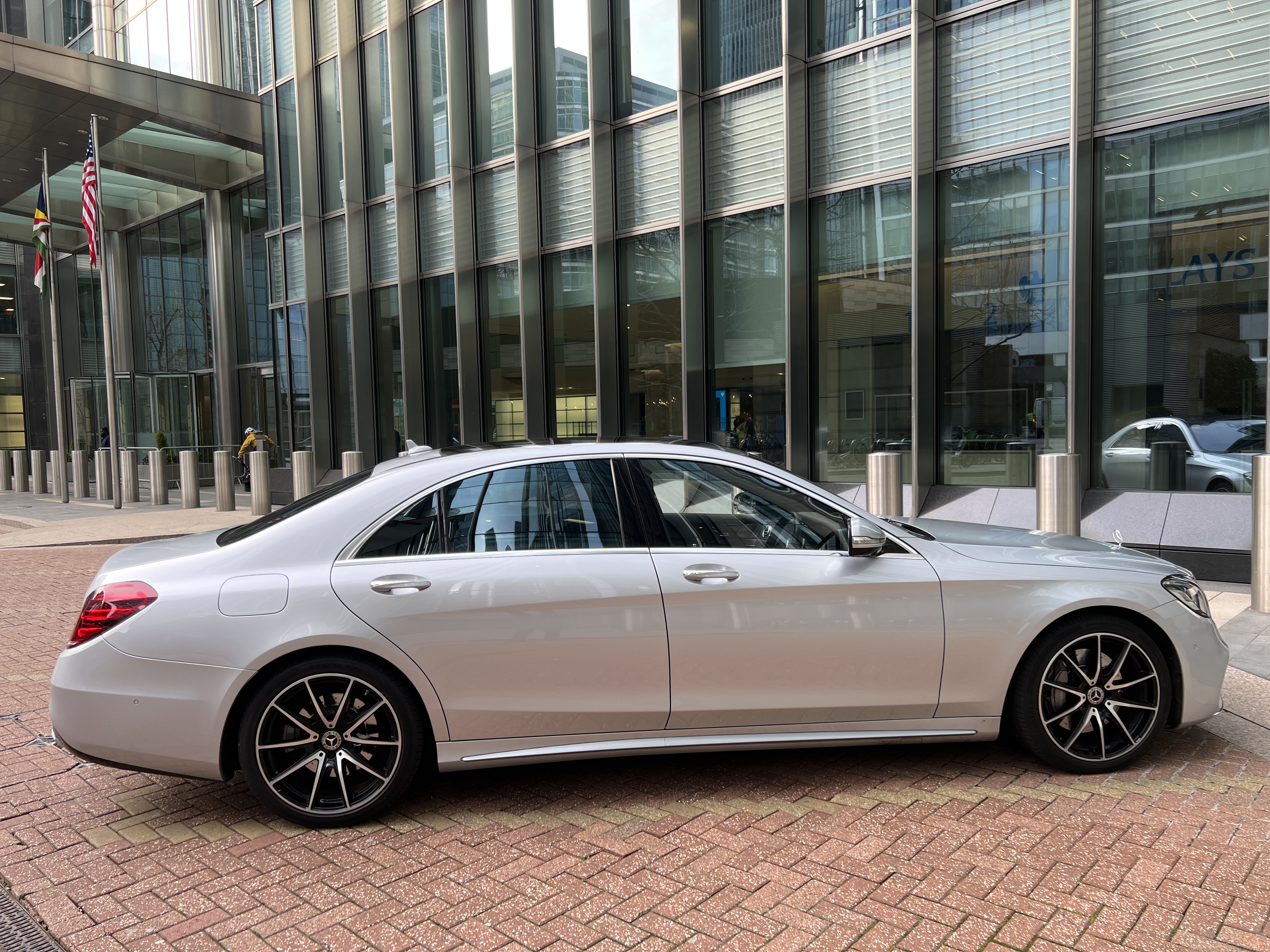 Luxury Mercedes S560e LWB for Your Special Day