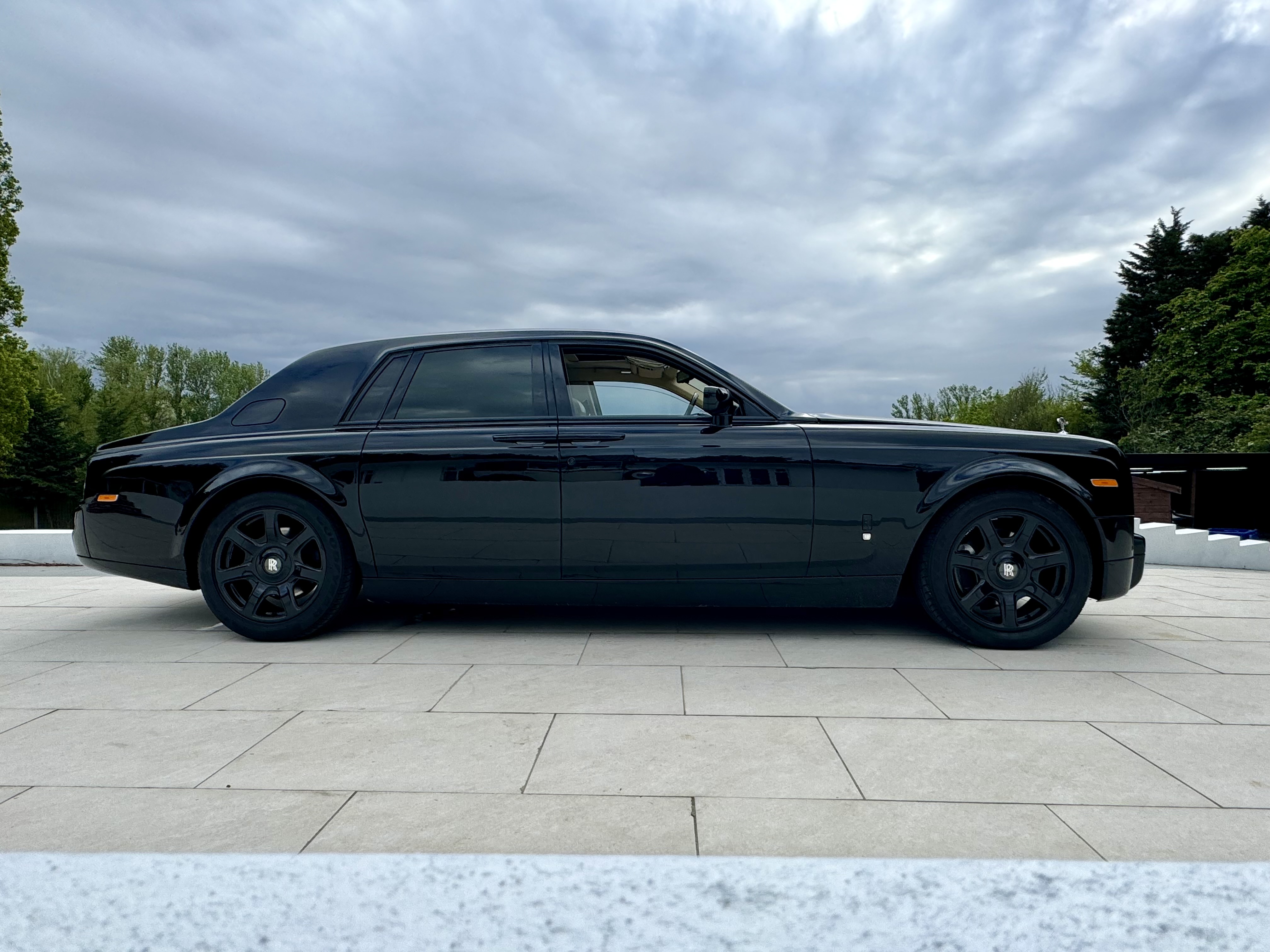 Rolls Royce Phantom Series I Black