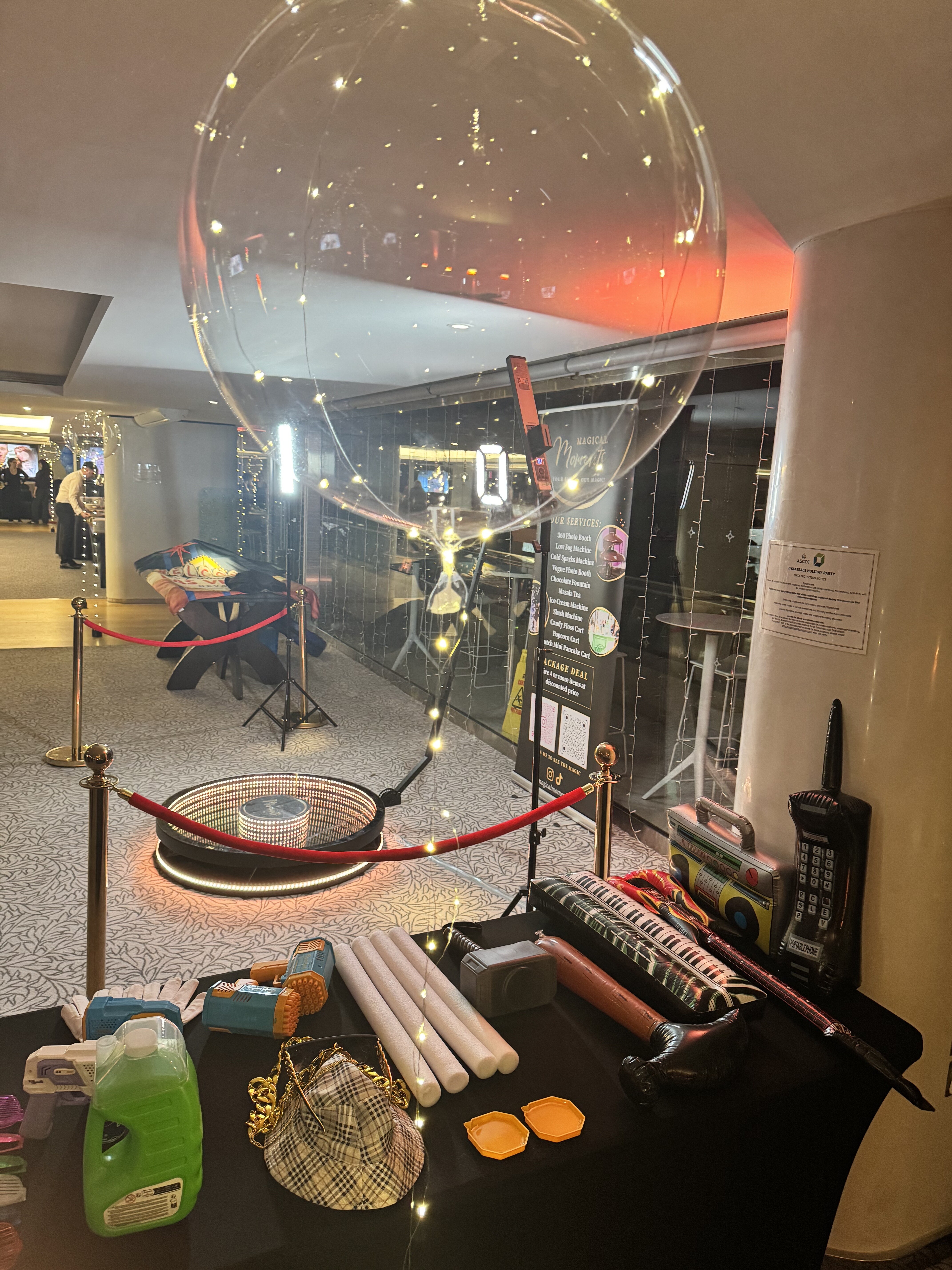 LED Infinity Glass Floor 360 Photo Booth for Unforgettable Moments
