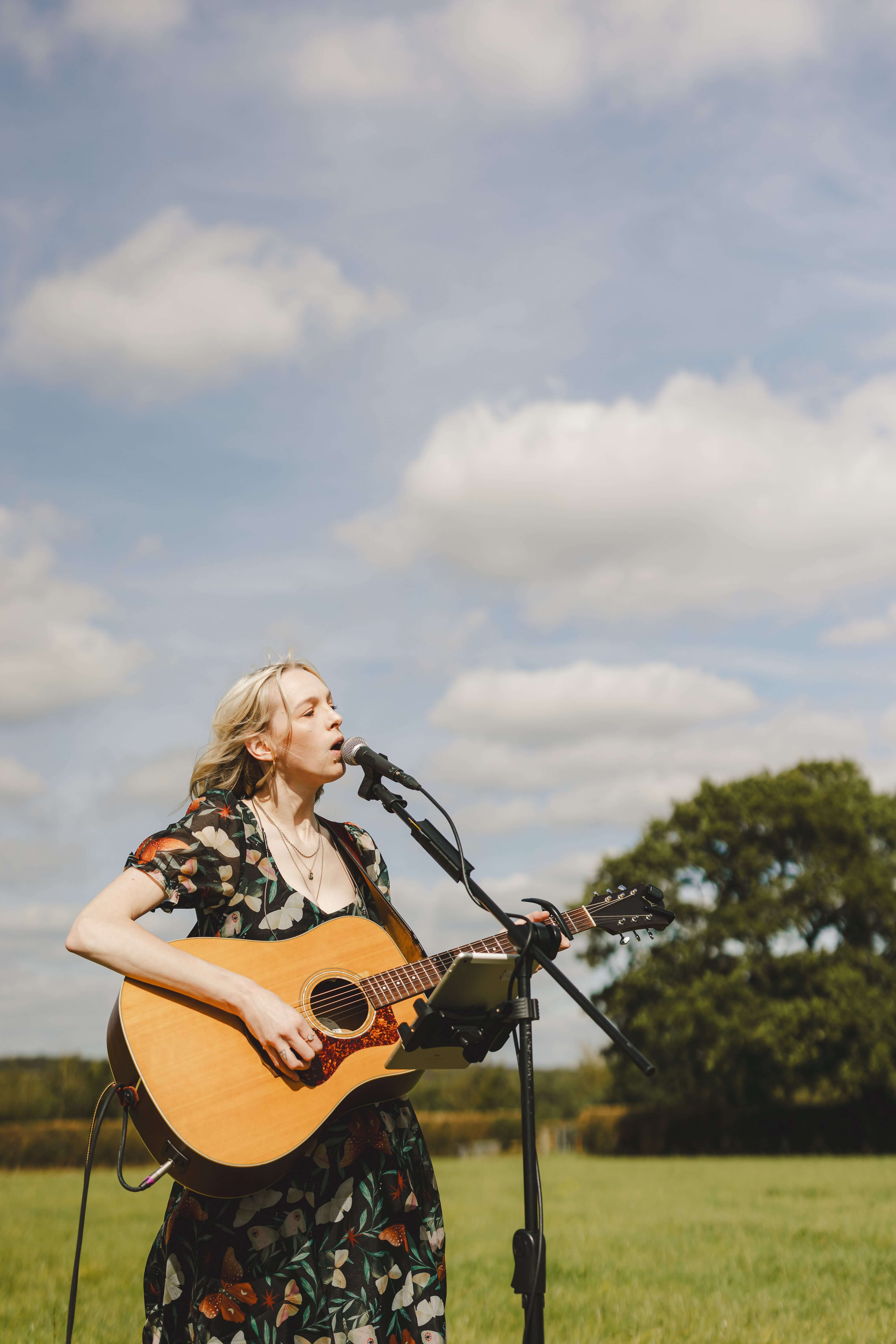 Versatile Singer & Guitarist Amelle