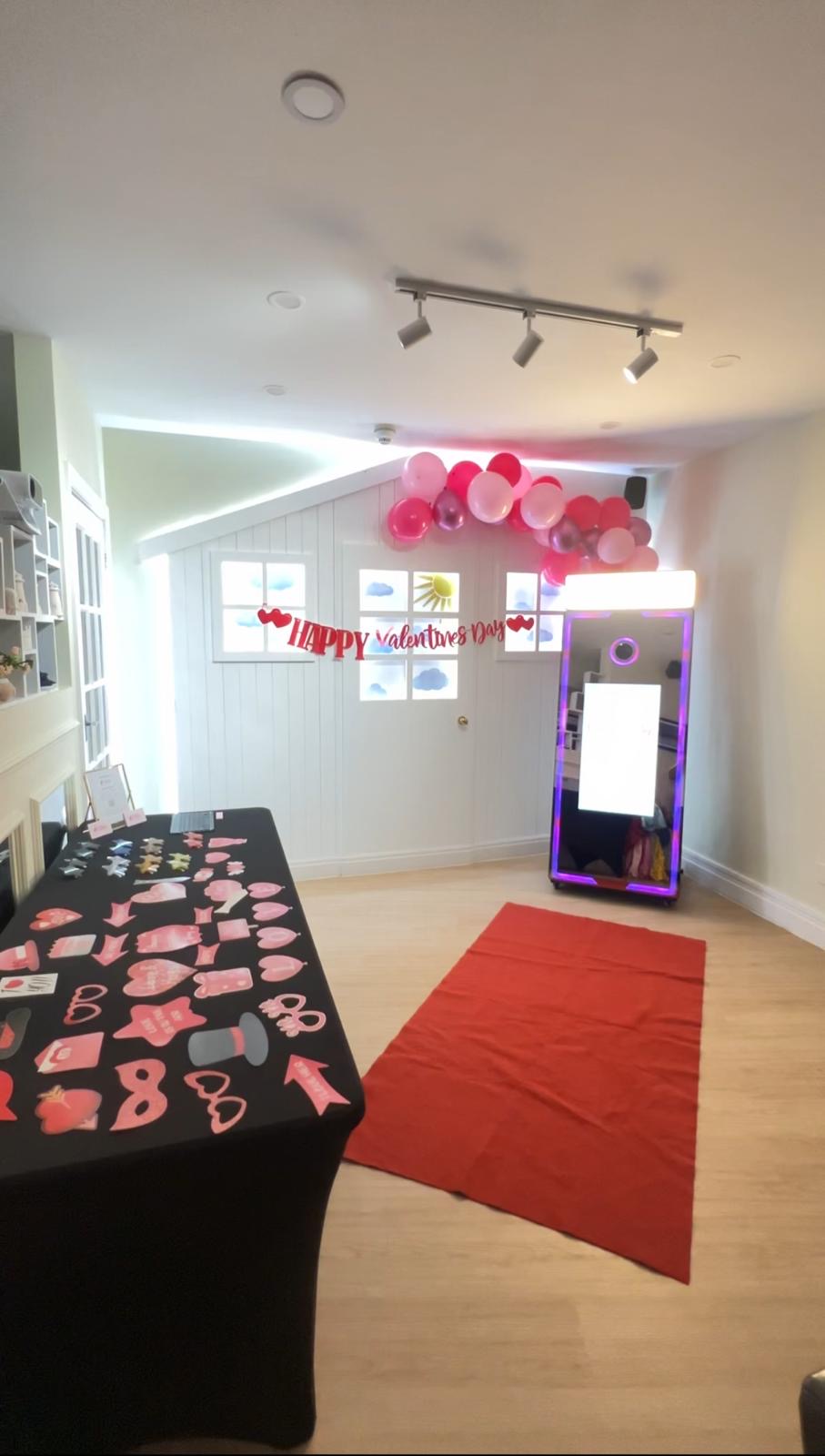 Mirror Selfie Booth | Custom Digital Screens & Instant Prints