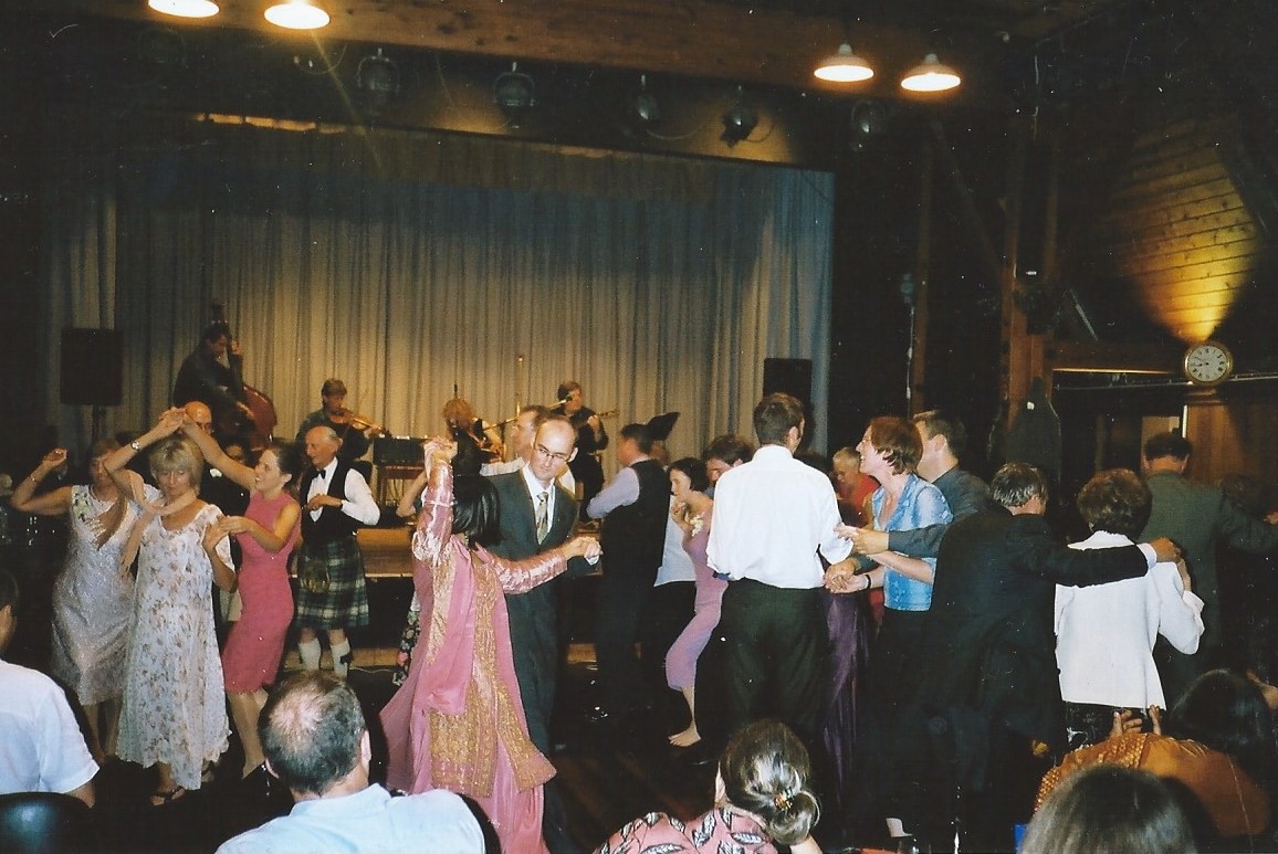 'Wraggle Taggle' Traditional Ceilidh Band & Caller