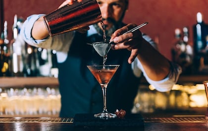 Experieneced Mixologists Brings More than Just Bartending Skills