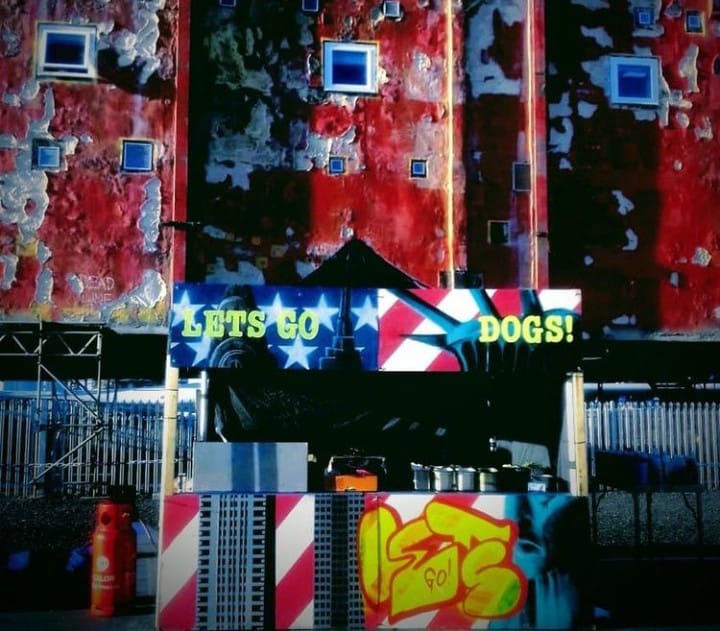 German Bratwursts With A New York Twist Of Topping