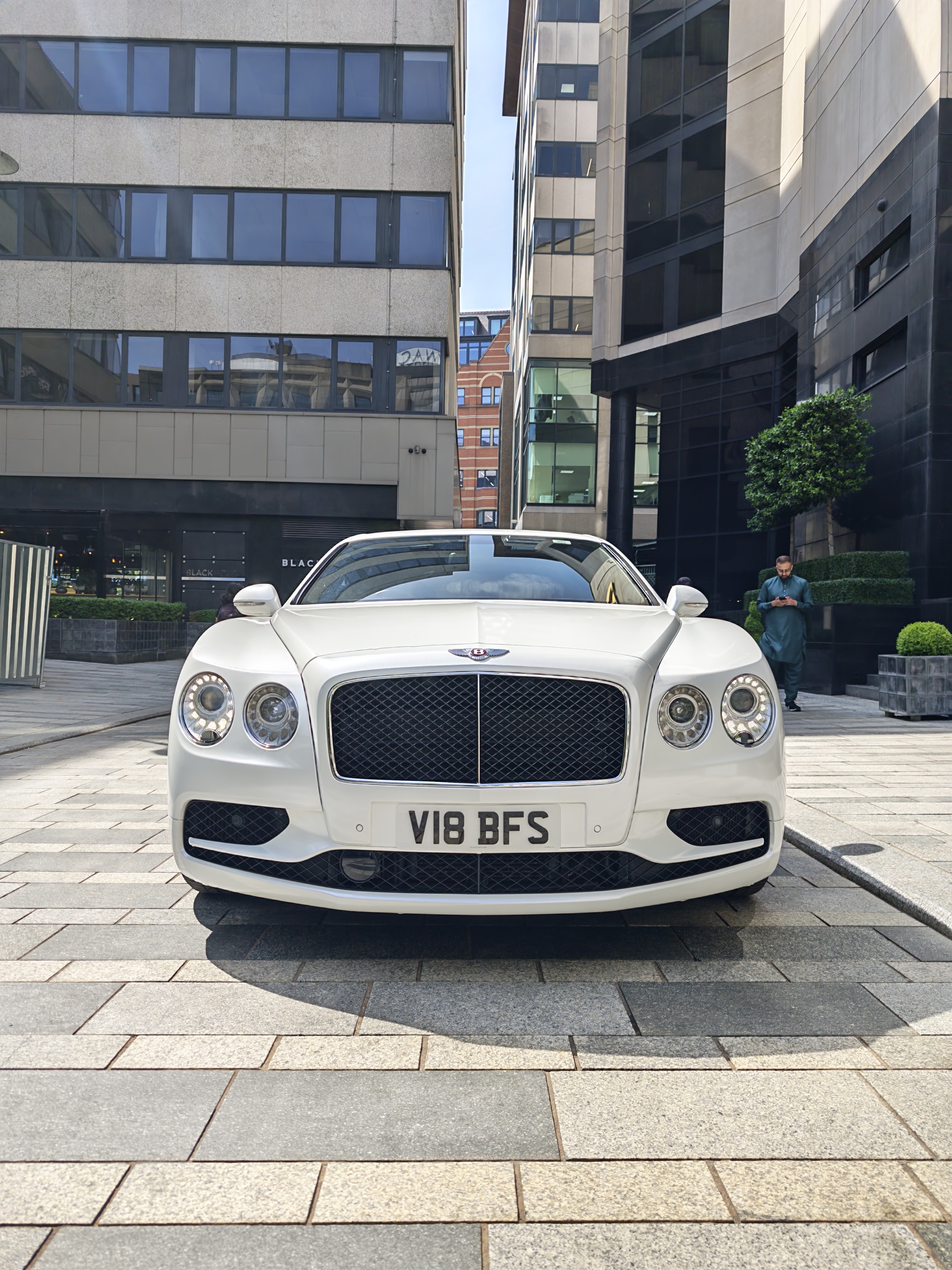 Bentley Flying Spur V8S RARE Model