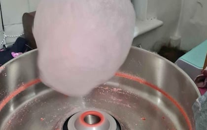 Unlimited Freshly-Made Candy Floss Cart