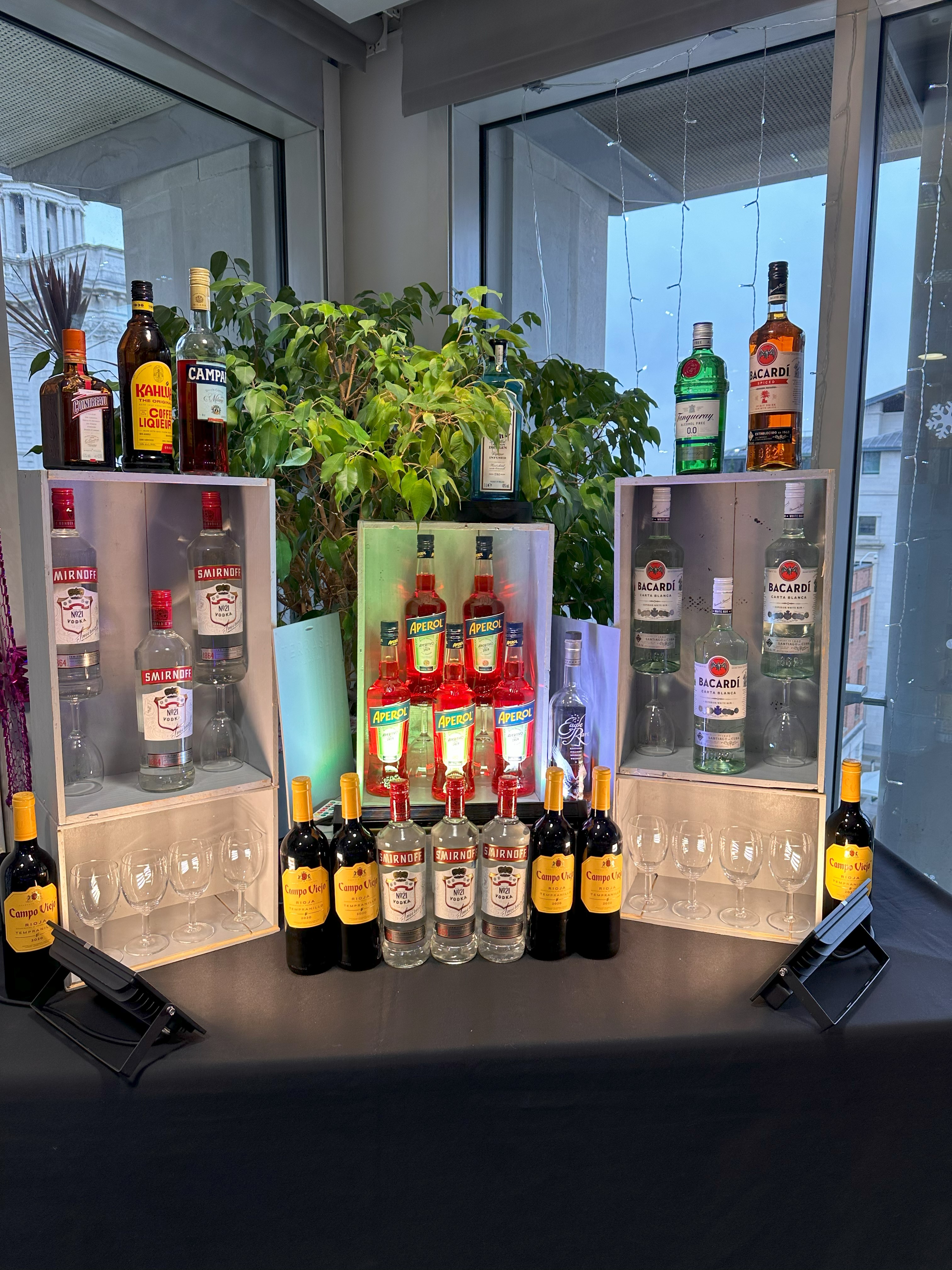 All-Inclusive Bar & Masterclass