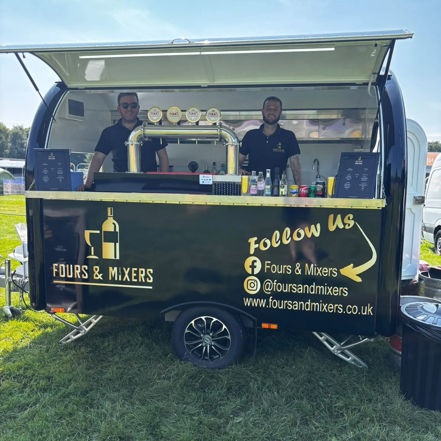 Bespoke Mobile Bar Trailer For Any Occasion