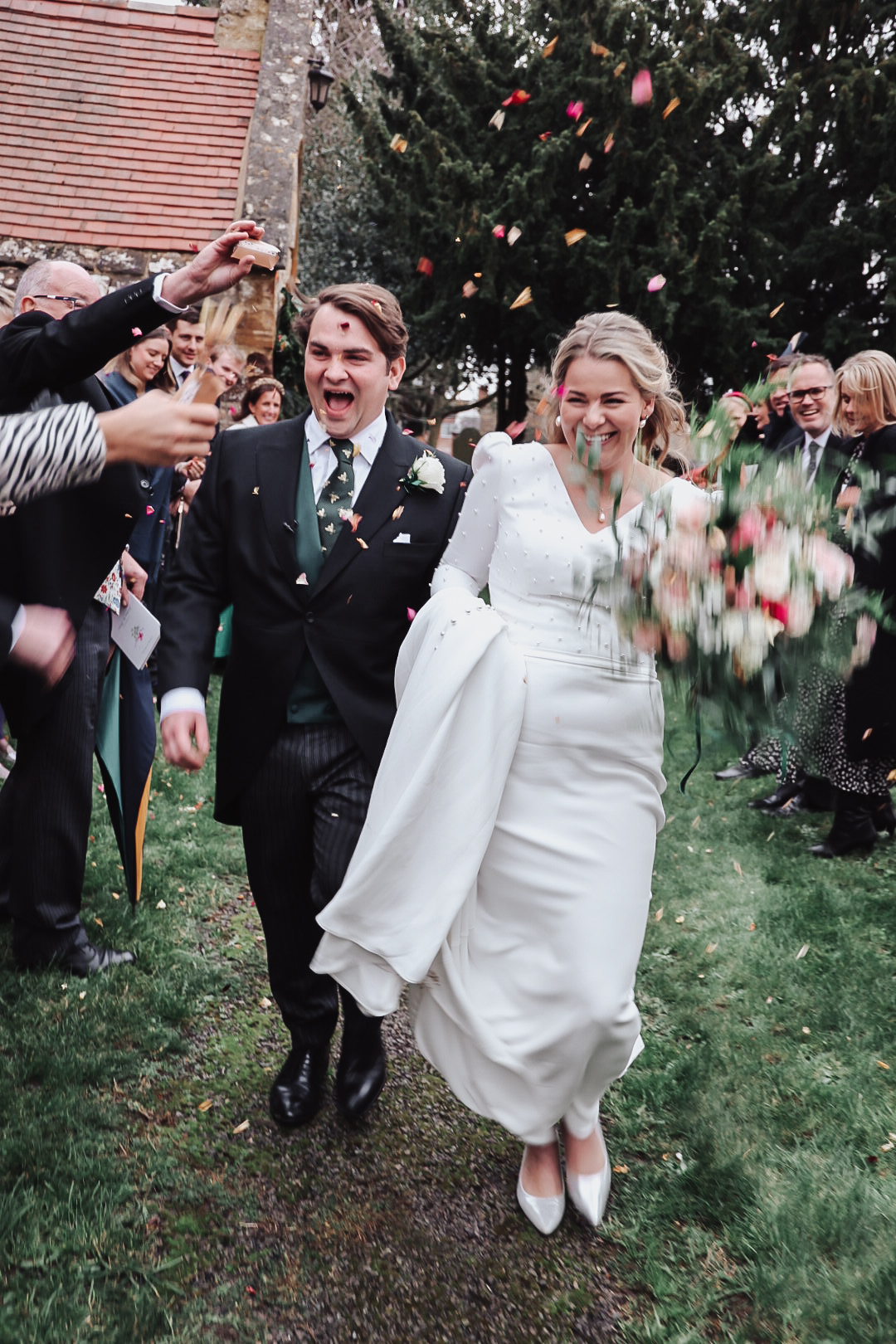 Elegant, Timeless & Candid Storytelling